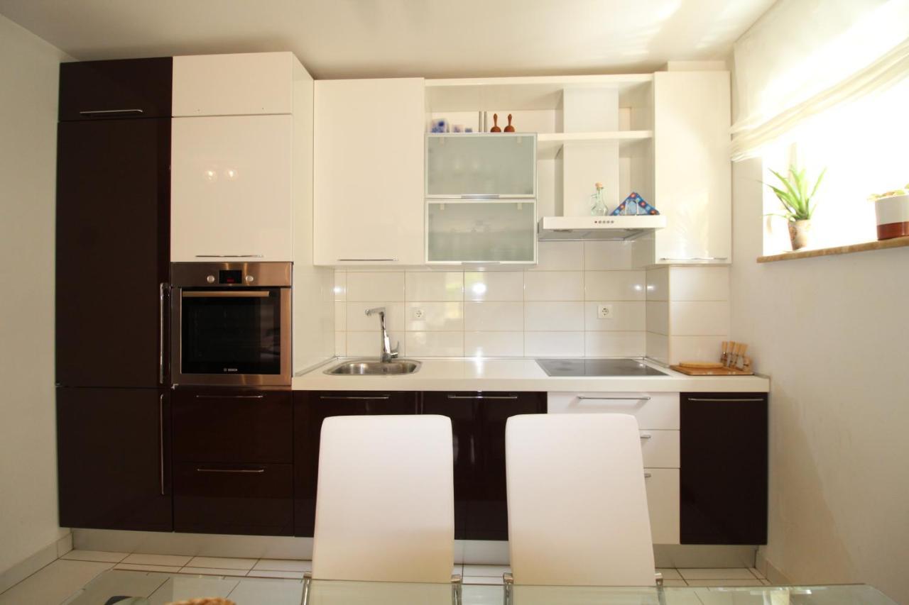 Macadamia With Garage Parking Apartament